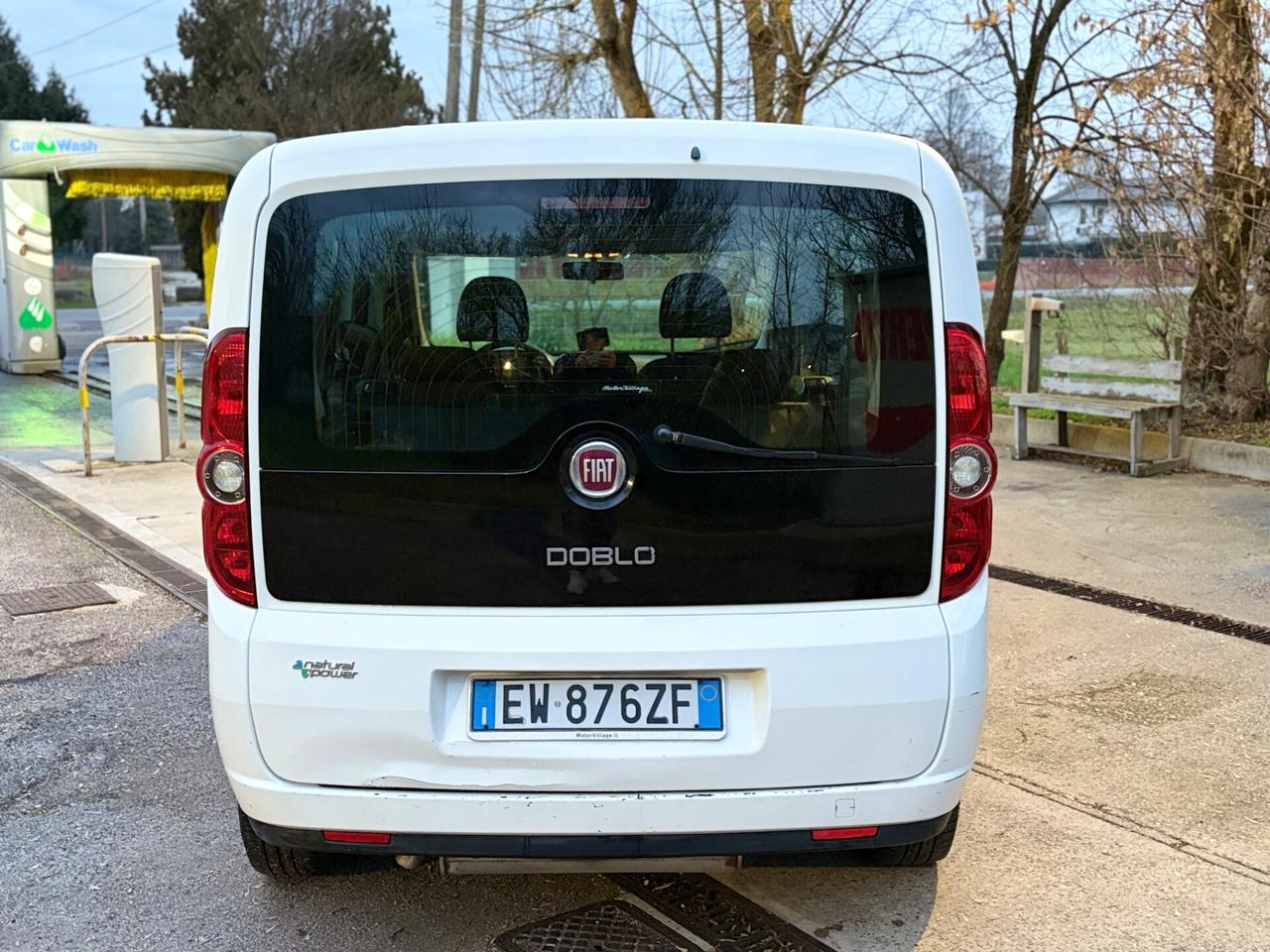 Fiat Doblo 1.4 T-Jet metano 2014 5 posti