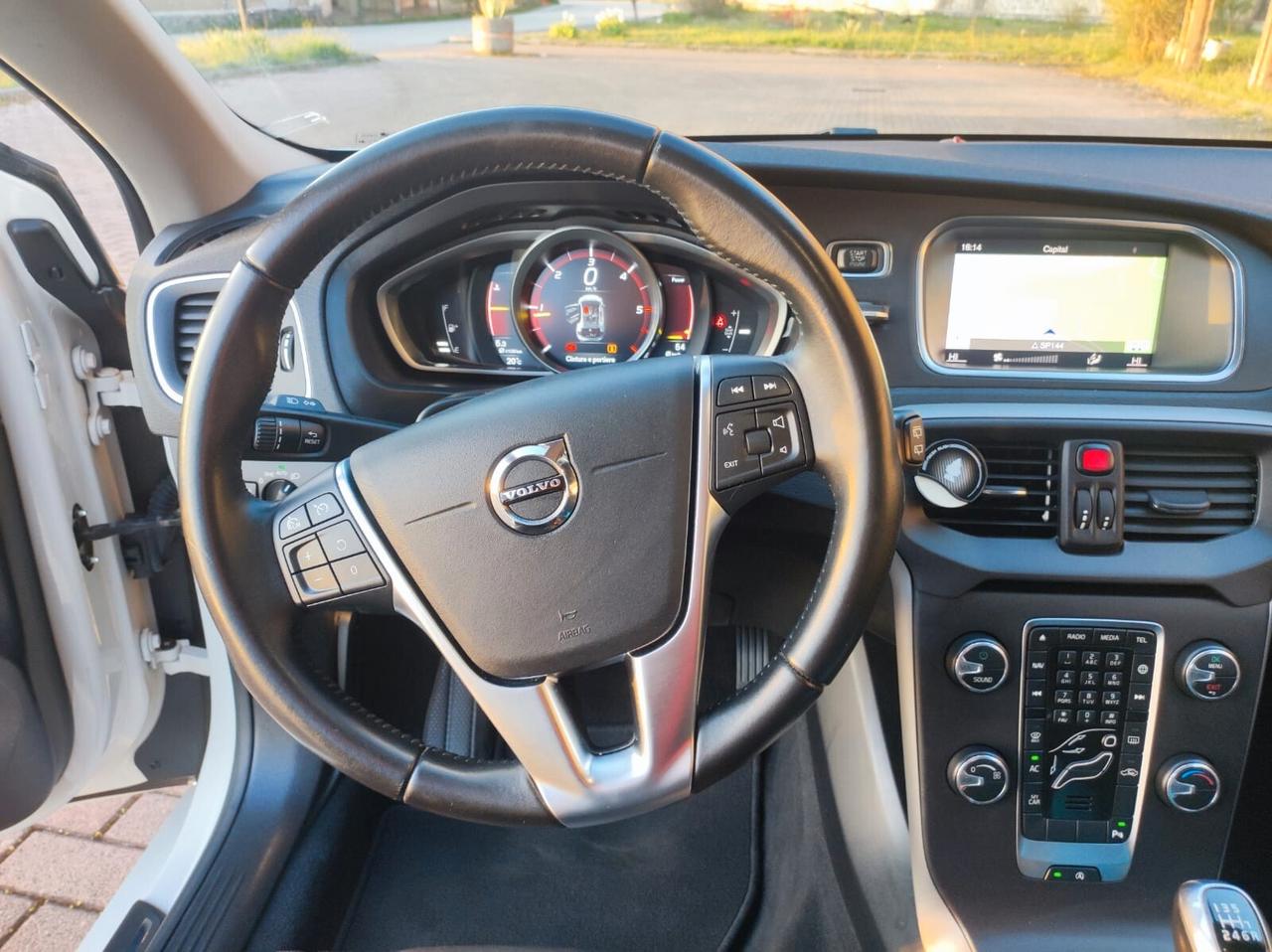 Volvo V40 D3 Geartronic Business Plus