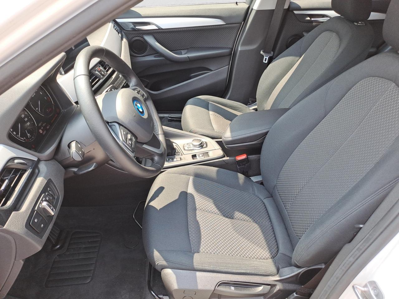 BMW X1 (F48) - X1 xDrive25e Business Advantage