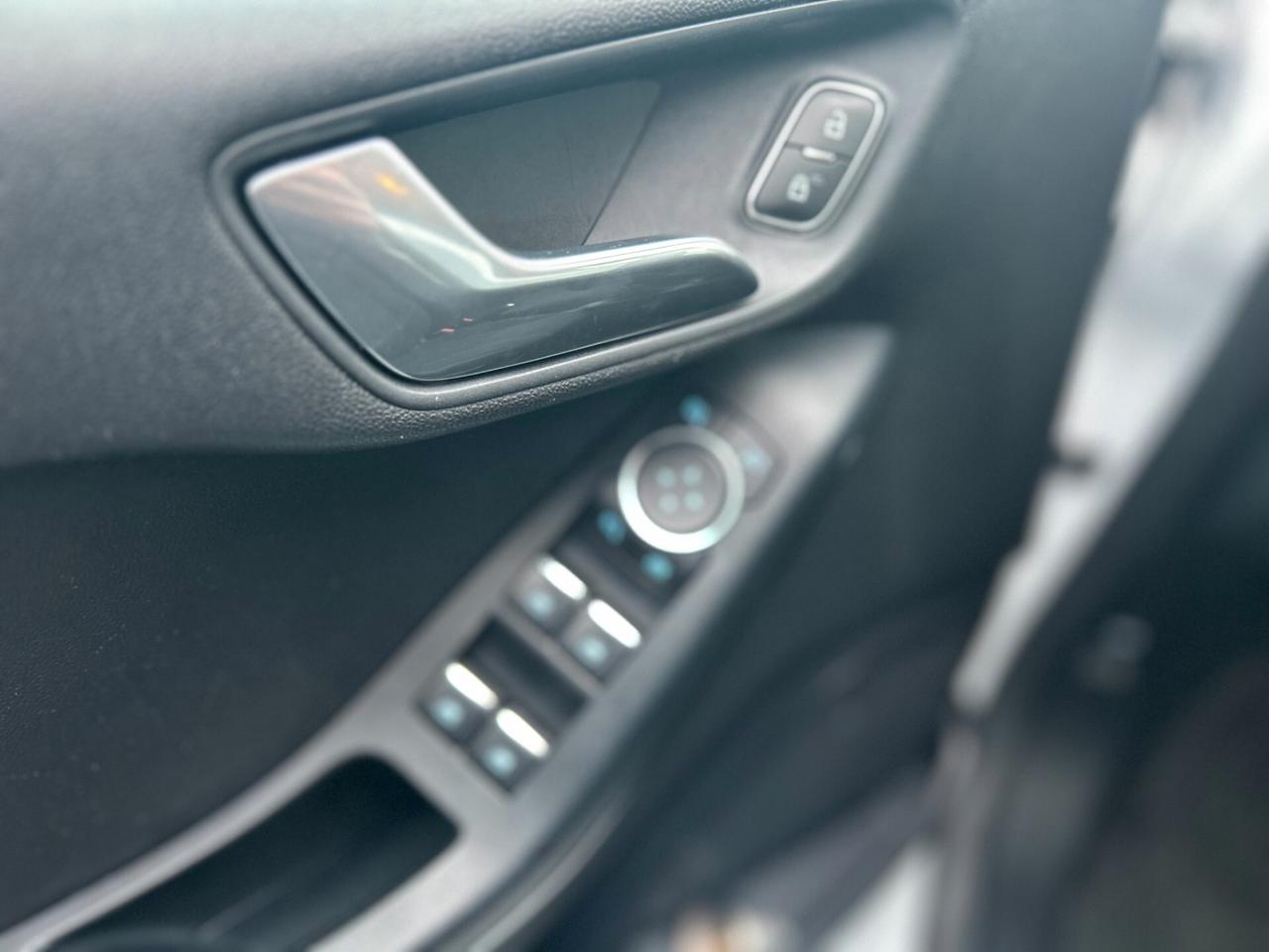 Ford Fiesta 1.1 75 CV GPL 5 porte Titanium