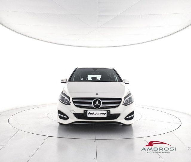 MERCEDES-BENZ CLA sse B 200 CDI Business