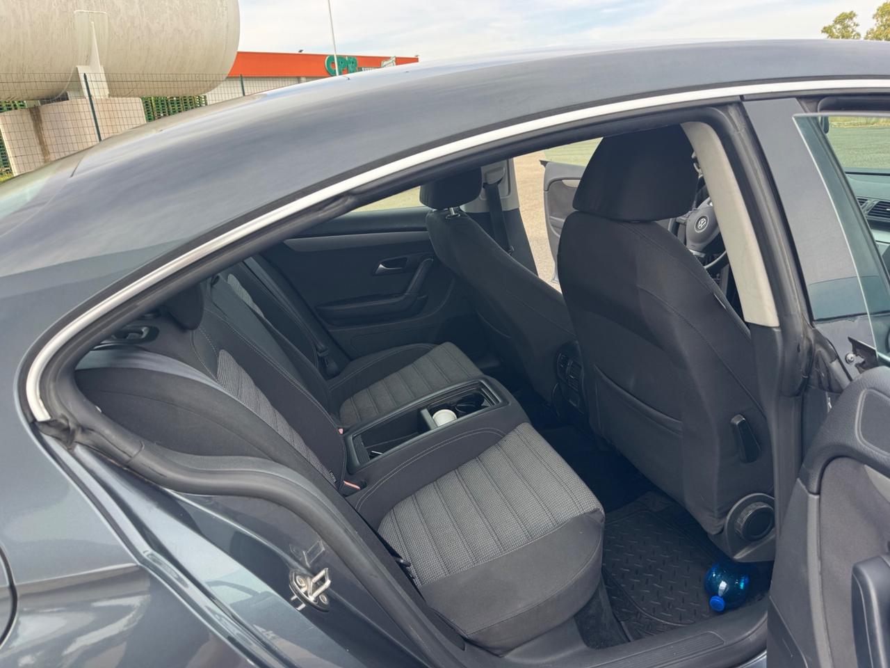 Volkswagen Passat 2.0 TDI DPF Highline