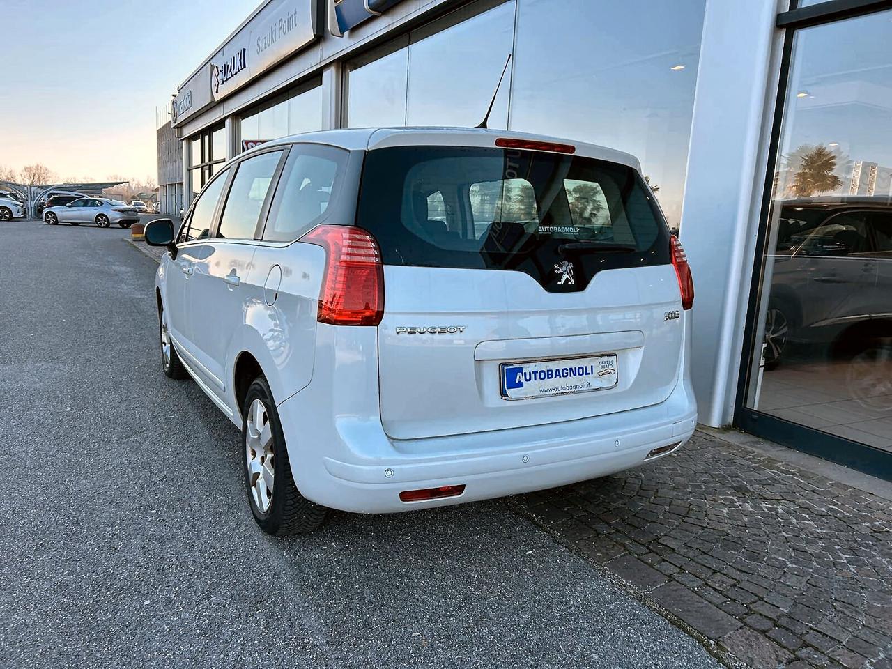 Peugeot 5008 TECNO 1.6 THP 156 CV UNICO PR.