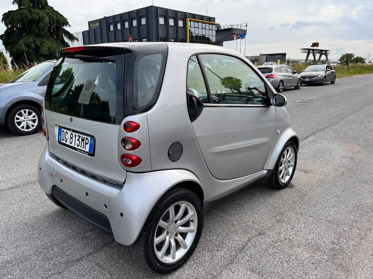 Smart ForTwo 700 coupé (45 kW)