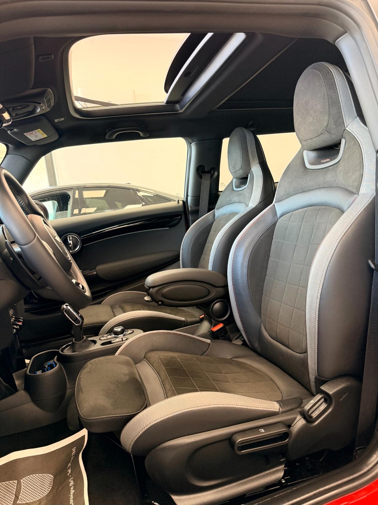 Mini 2.0 John Cooper Works Anniversary Edition TETTO APRIBILE,LUCI SOFFUSE,TELECAMERA,APPLE CARPLAY