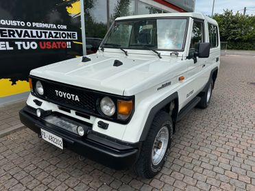 Toyota Land Cruiser II 2.4 turbodiesel SW LJ73 LX cabrio
