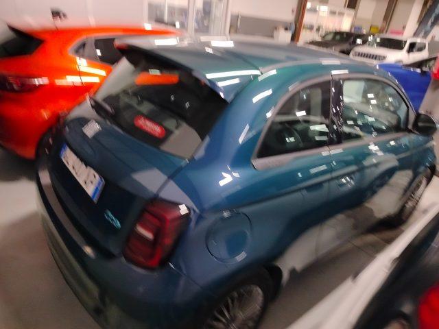 FIAT 500e Berlina 42 kWh Icon