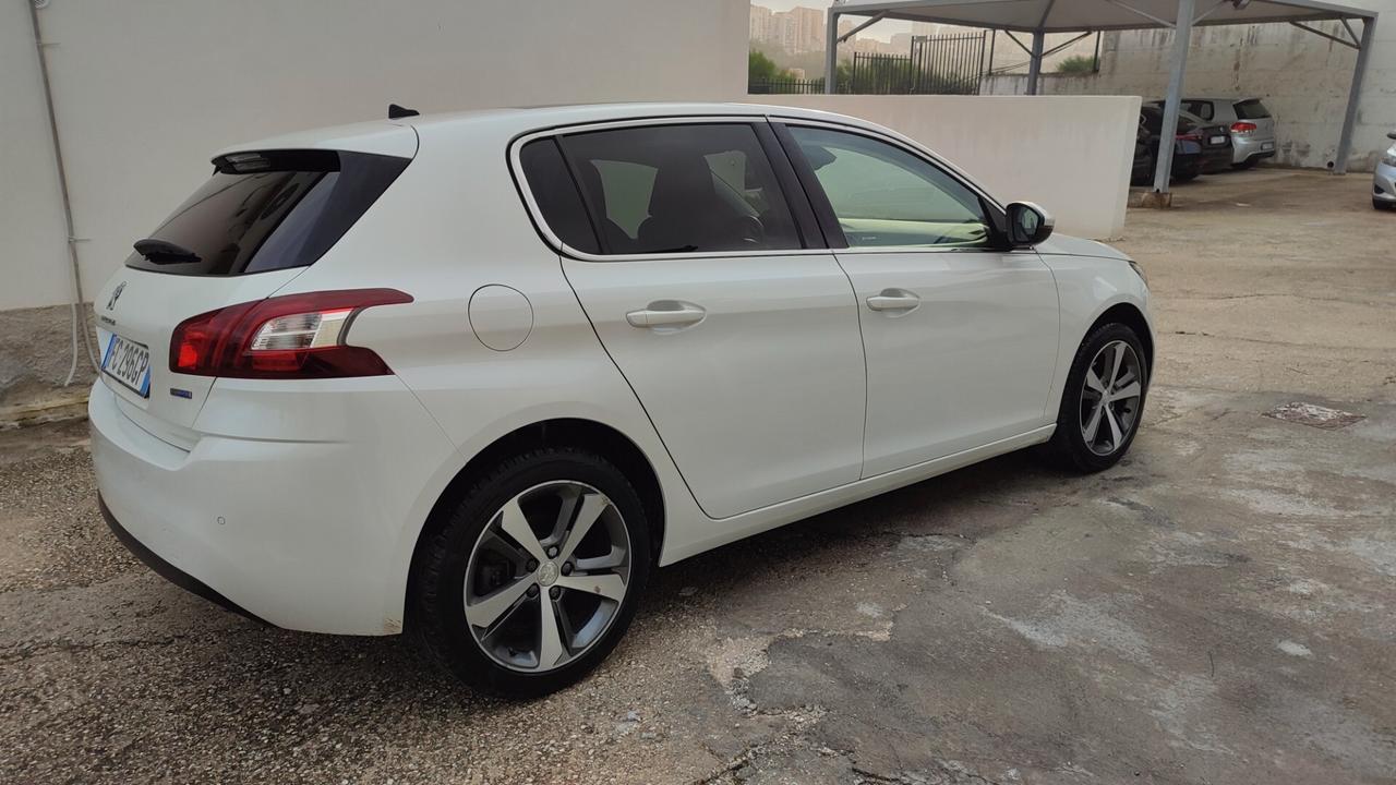 Peugeot 308 BERLINA TETTO PANORAMICO 1.6 HDI