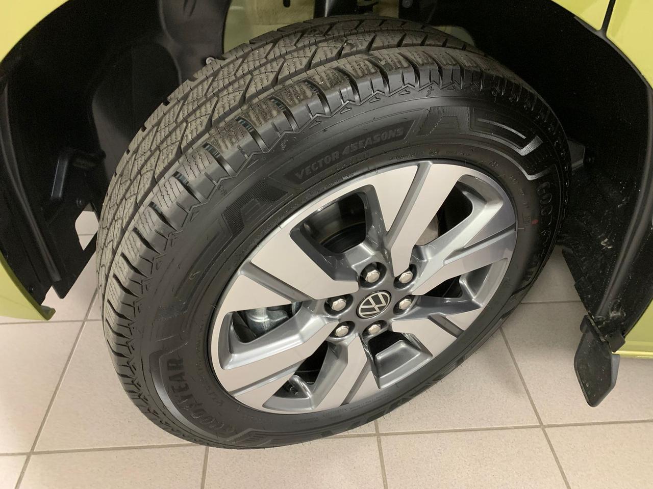 Volkswagen T7 Caravelle t7 2.0 tdi 150cv life l1