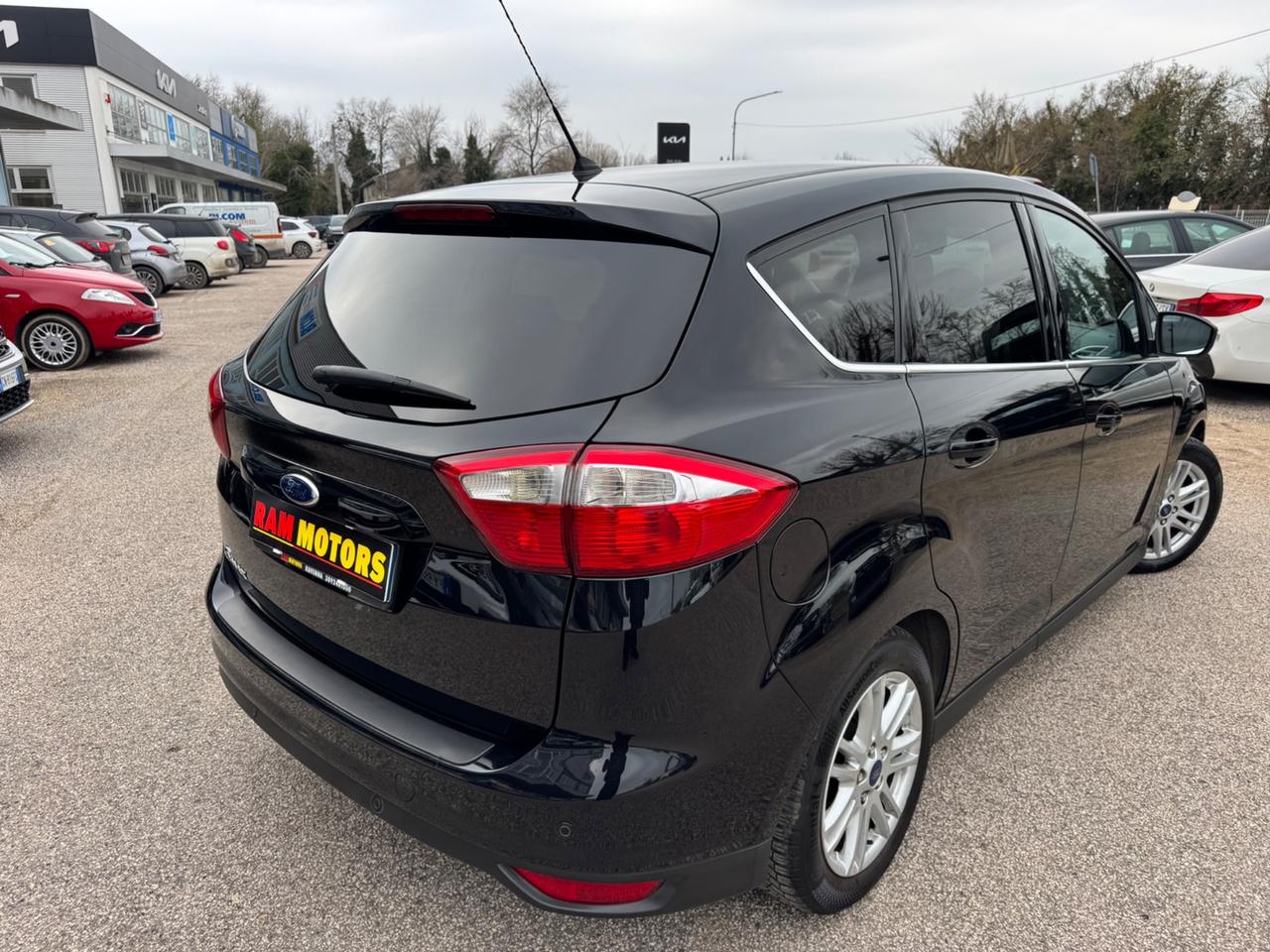 Ford C-Max 1.6 TDCi 115CV Titanium GANCIO TRAINO NEOPATENTATI
