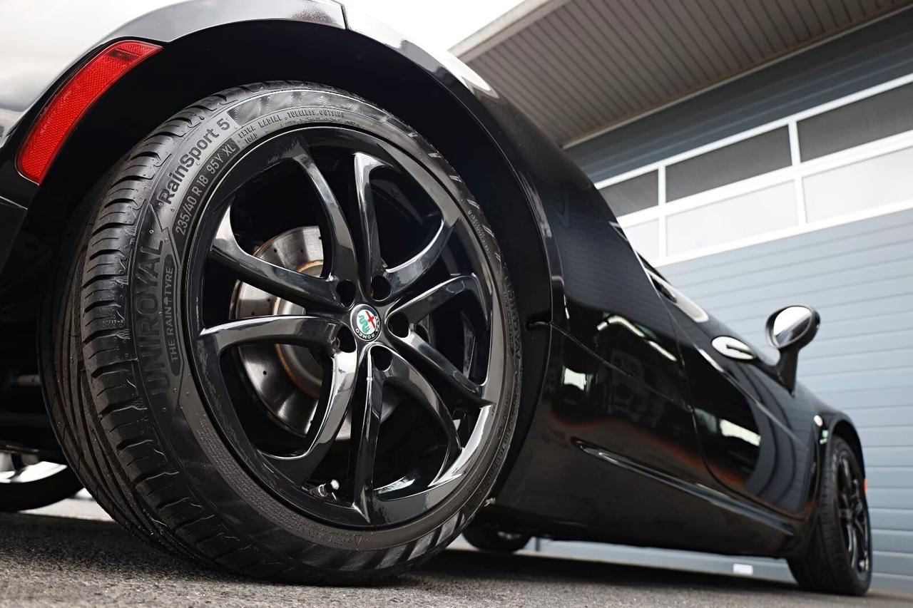 Alfa Romeo 4C 1750 TBi Spider FULL CARBON/ALPINE/RETROCAMERA