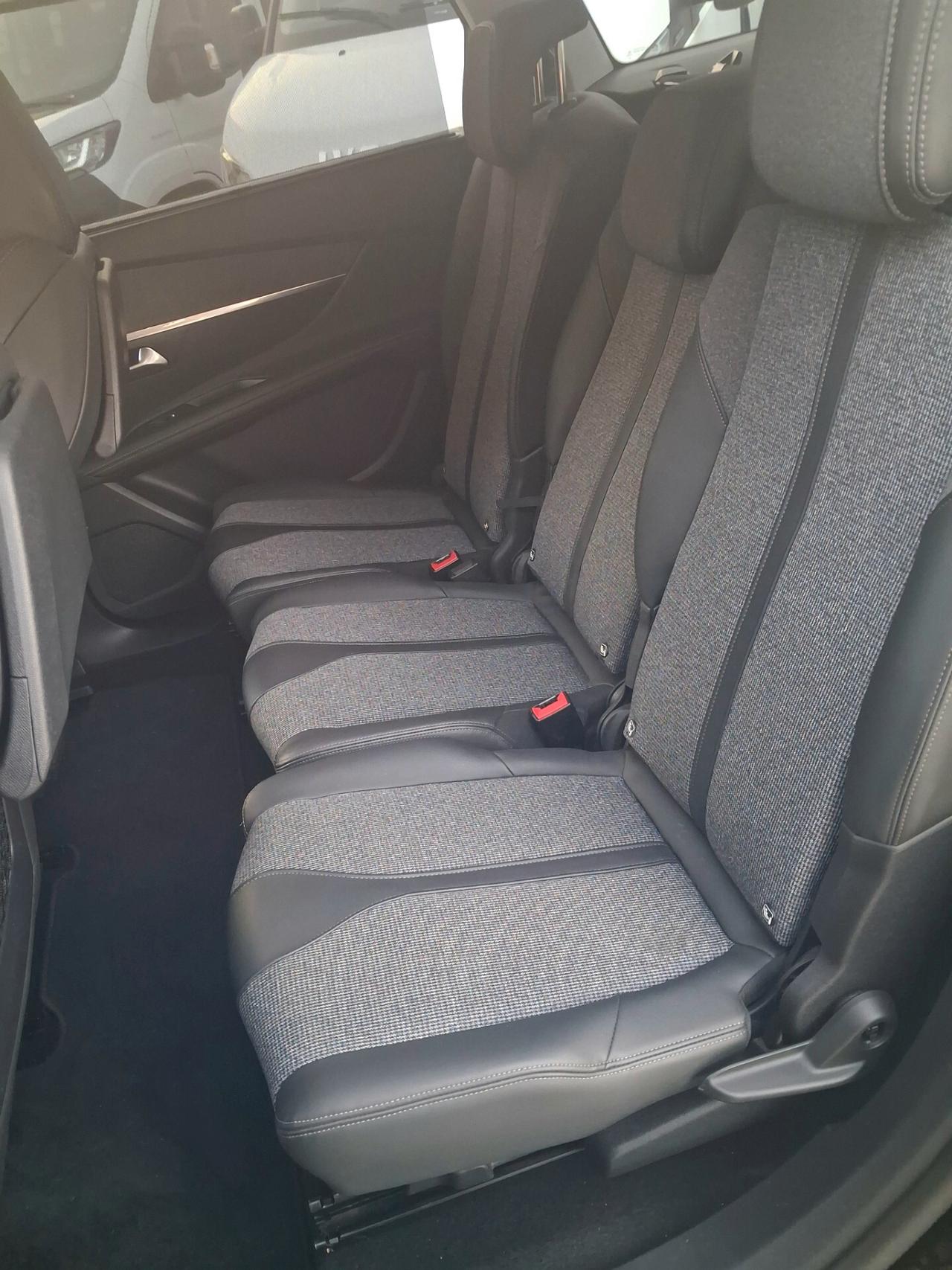Peugeot 5008 BlueHDi 130 S&S Allure