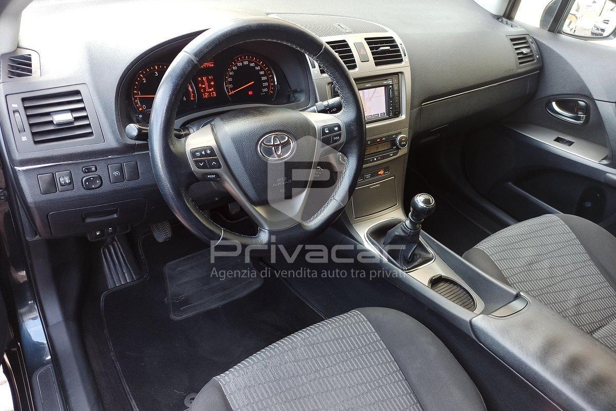 TOYOTA Avensis 2.0 D-4D Wagon Sol