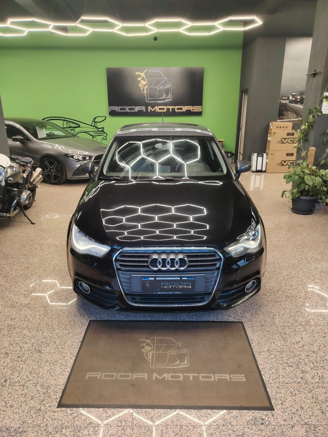 Audi A1 SPB 1.6 TDI S tronic Attraction