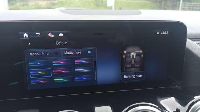Mercedes-Benz GLA 200 GLA 200 d Premium AMG * RESTYLING+MULTIBEAM+LUCI*