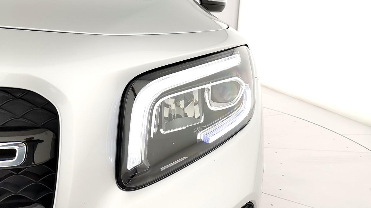 Mercedes-Benz GLB - X247 2019 - GLB 200 d Sport Plus 4matic auto