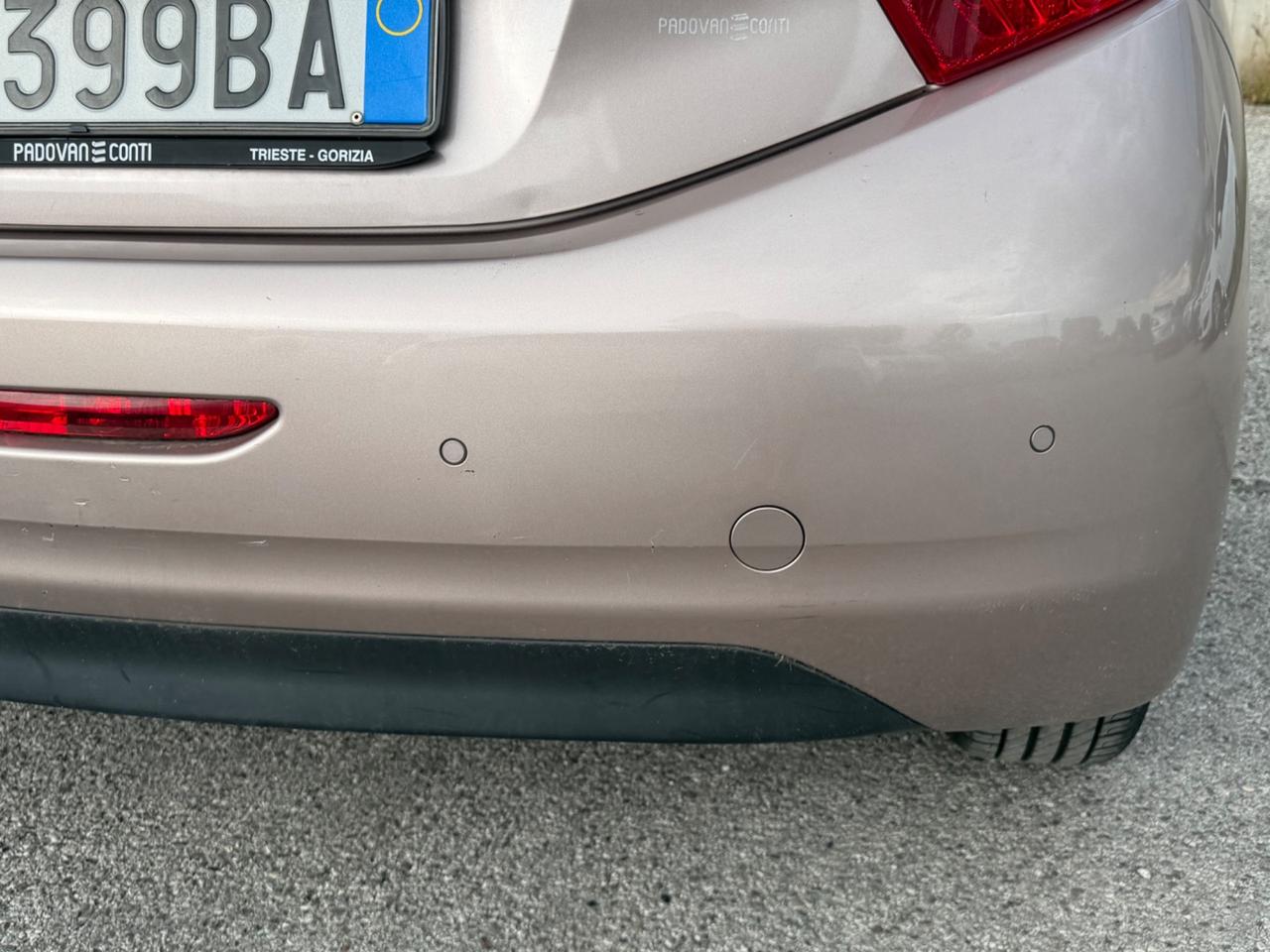 Peugeot 208 PureTech 82 5 porte Access
