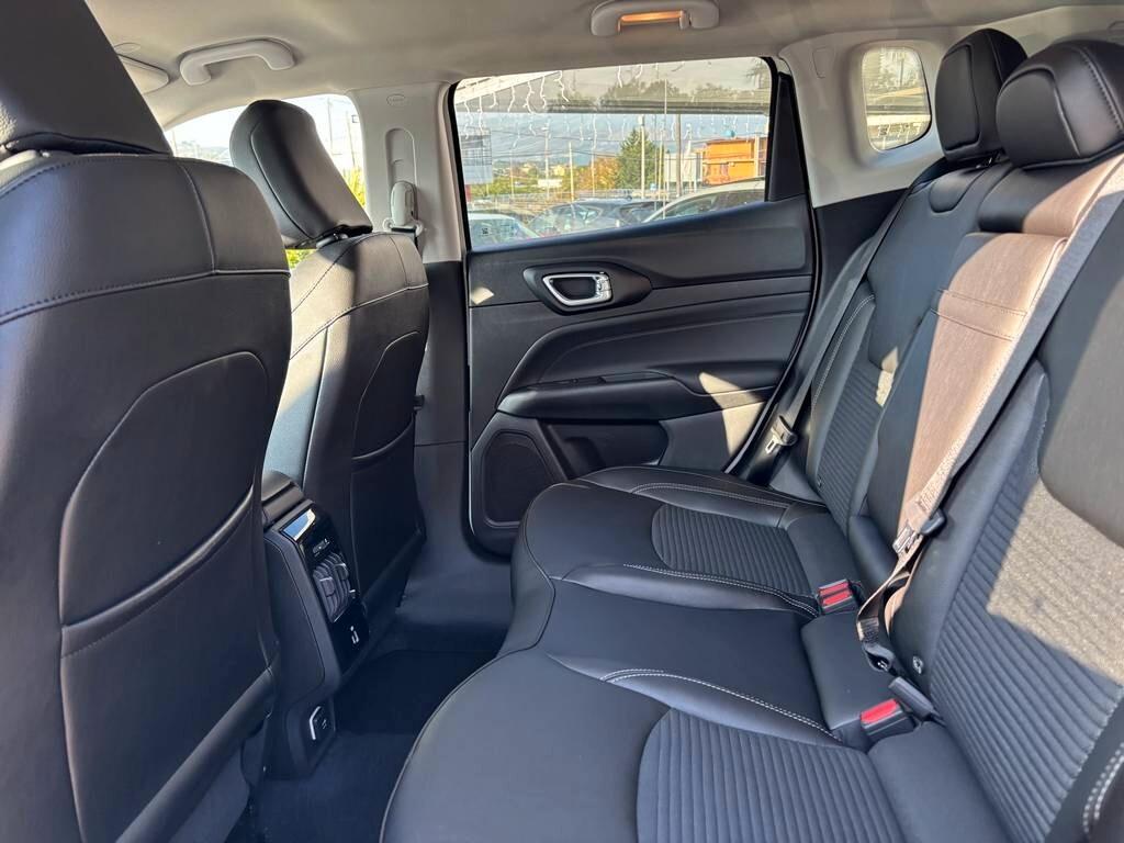 Jeep Compass 1.6 Multijet Night Eagle 2025 KM 0 IVA ESPOSTA Tua a soli 289 Euro al mese