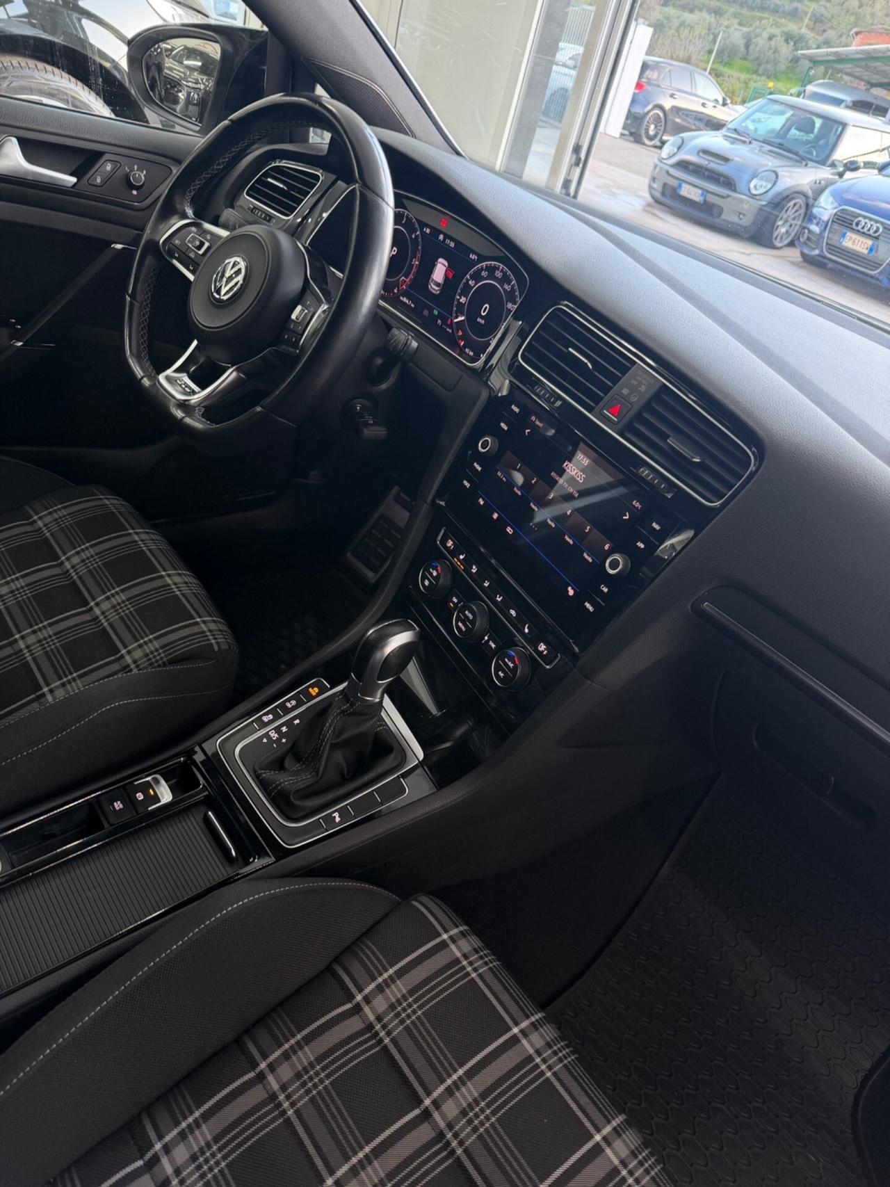 VW GOLF 7.5 GTD 2.0 TDI DSG 5p. FINANZIABILE