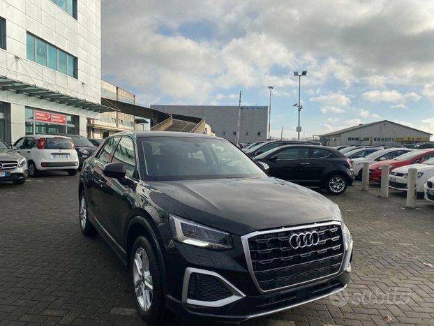 AUDI Q2 30 TFSI Business