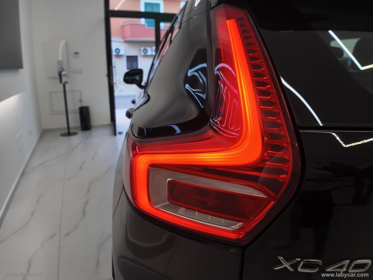 VOLVO XC40 D3 Geartronic R-design TETTO APRIBILE