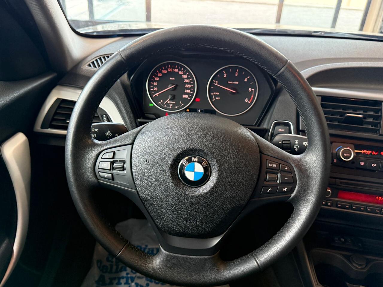 Bmw 116 116d 5p. Efficient Dynamics Sport