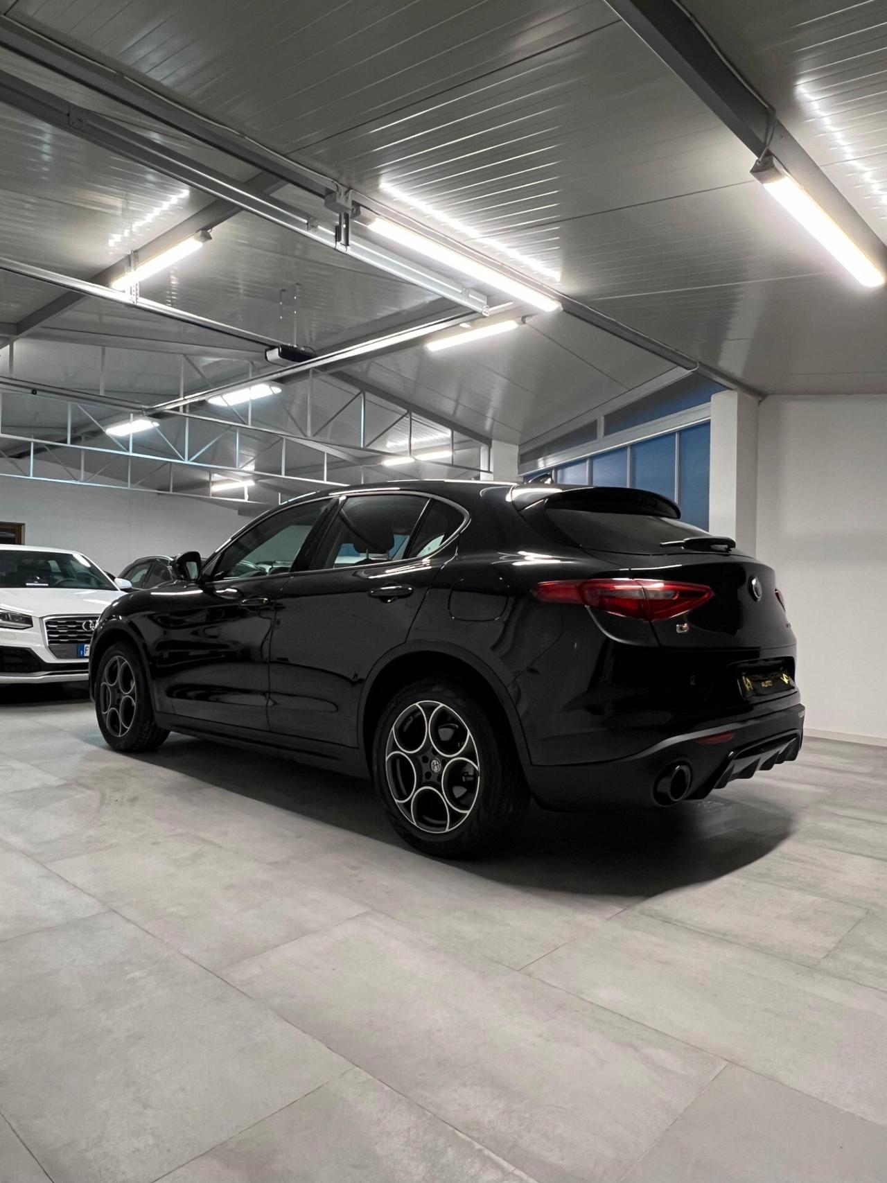 Alfa Romeo Stelvio 2.2 Turbodiesel 210 CV AT8 Q4 Executive