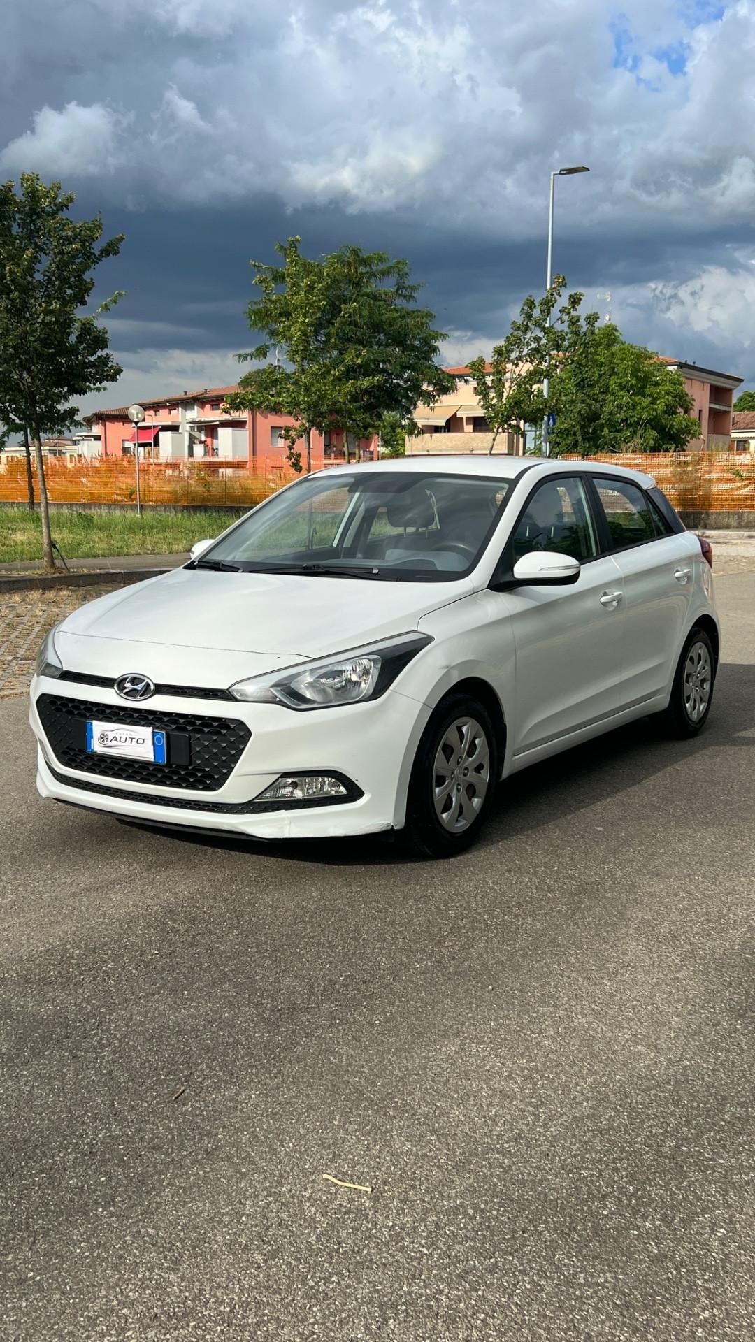 Hyundai i20 1.2 84 CV 5 porte Econext Comfort