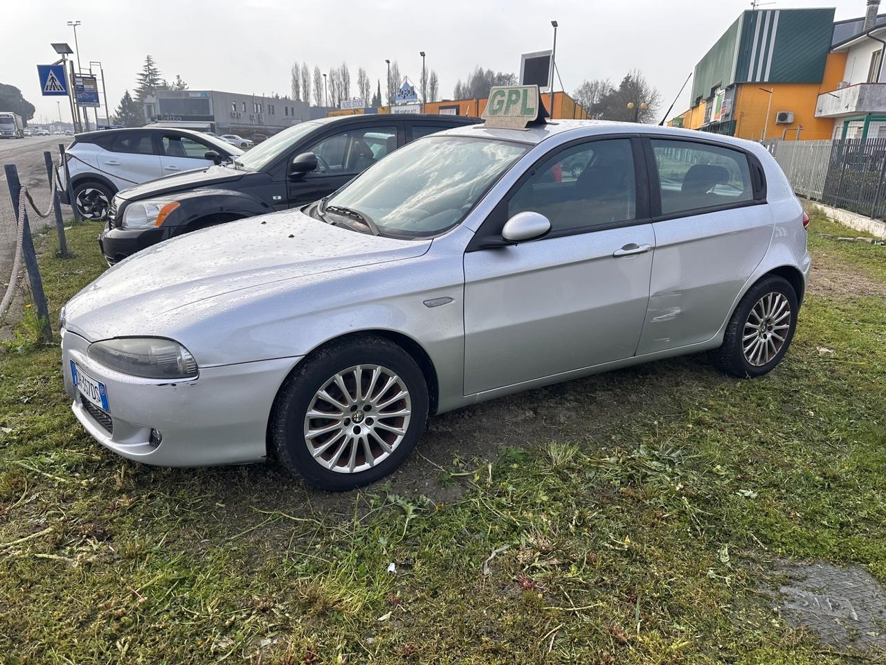 Alfa Romeo 147 1.6 16V TS (105) 5 porte Progression GPL