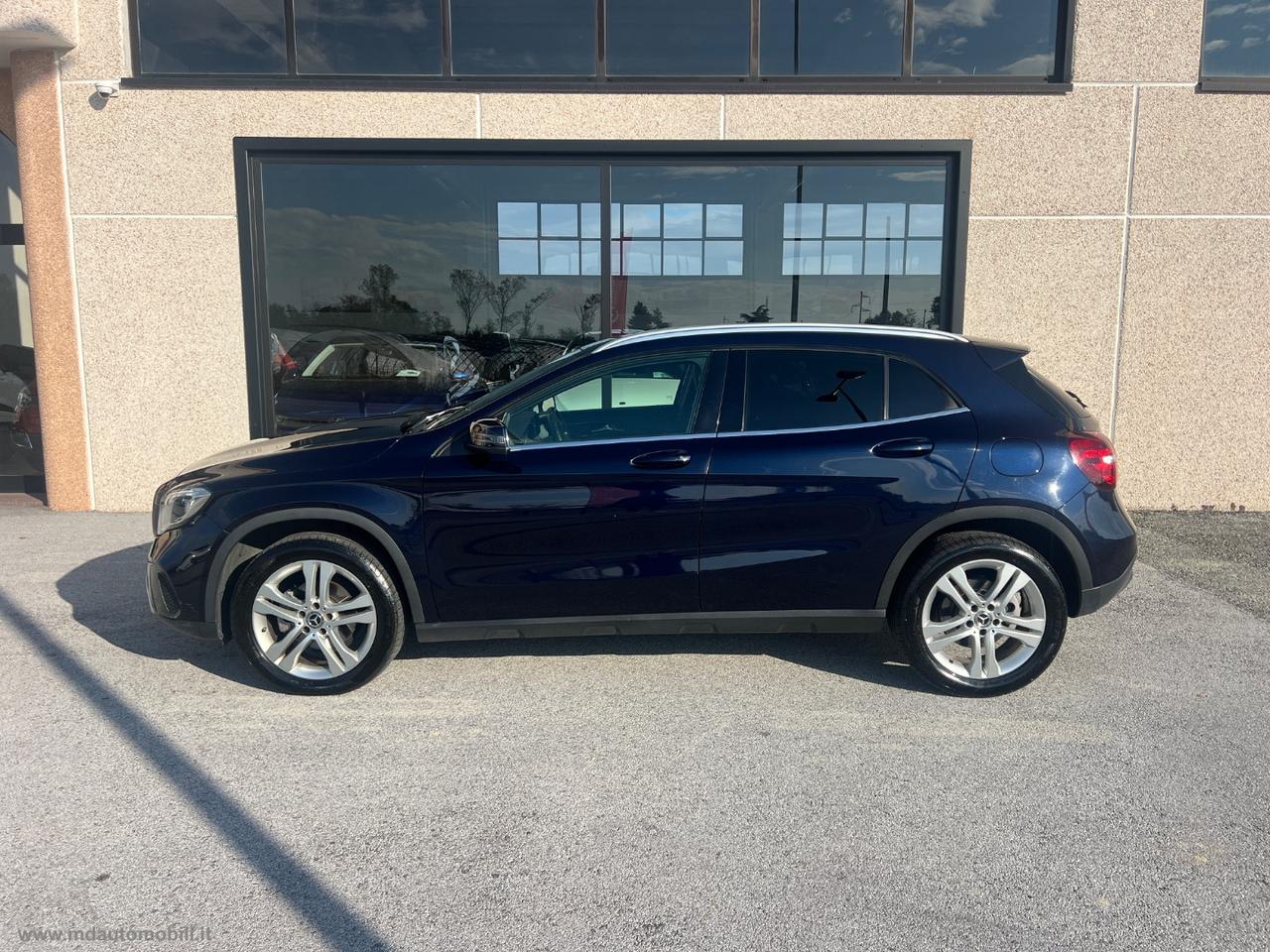 MERCEDES-BENZ GLA 200 d Automatic Sport FARI LED CAMERA NAVI