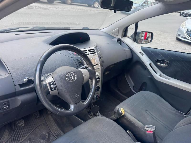Toyota Yaris 1.4 D-4D 5 porte Navi