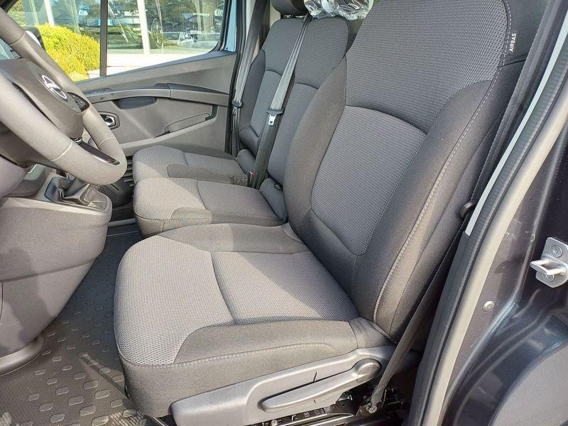 Nissan Primastar P.CONSEGNA 9POSTI PASSO LUNGO 150CV - PREZZO+IVA