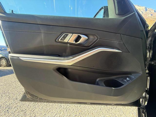BMW 330 d Sport x drive 24 MESIGARANZIA