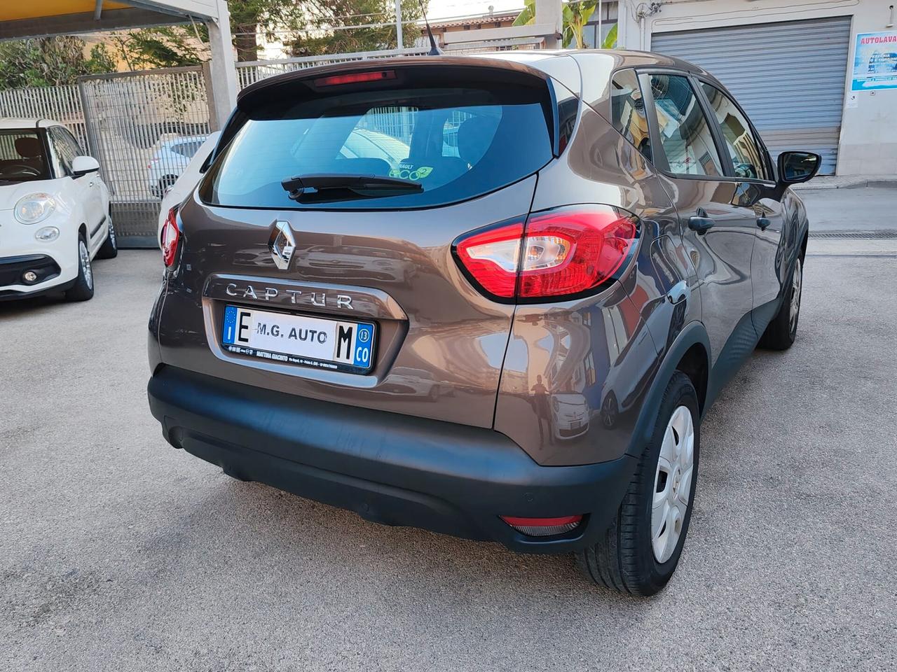 RENAULT CAPTUR