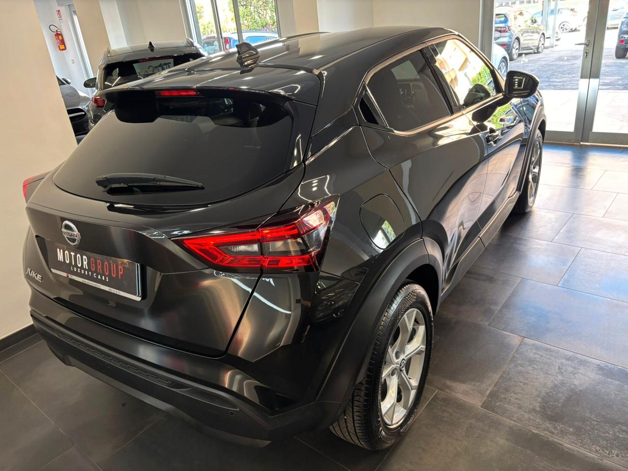 Nissan Juke 1.0 DIG-T 114 CV N-Connecta
