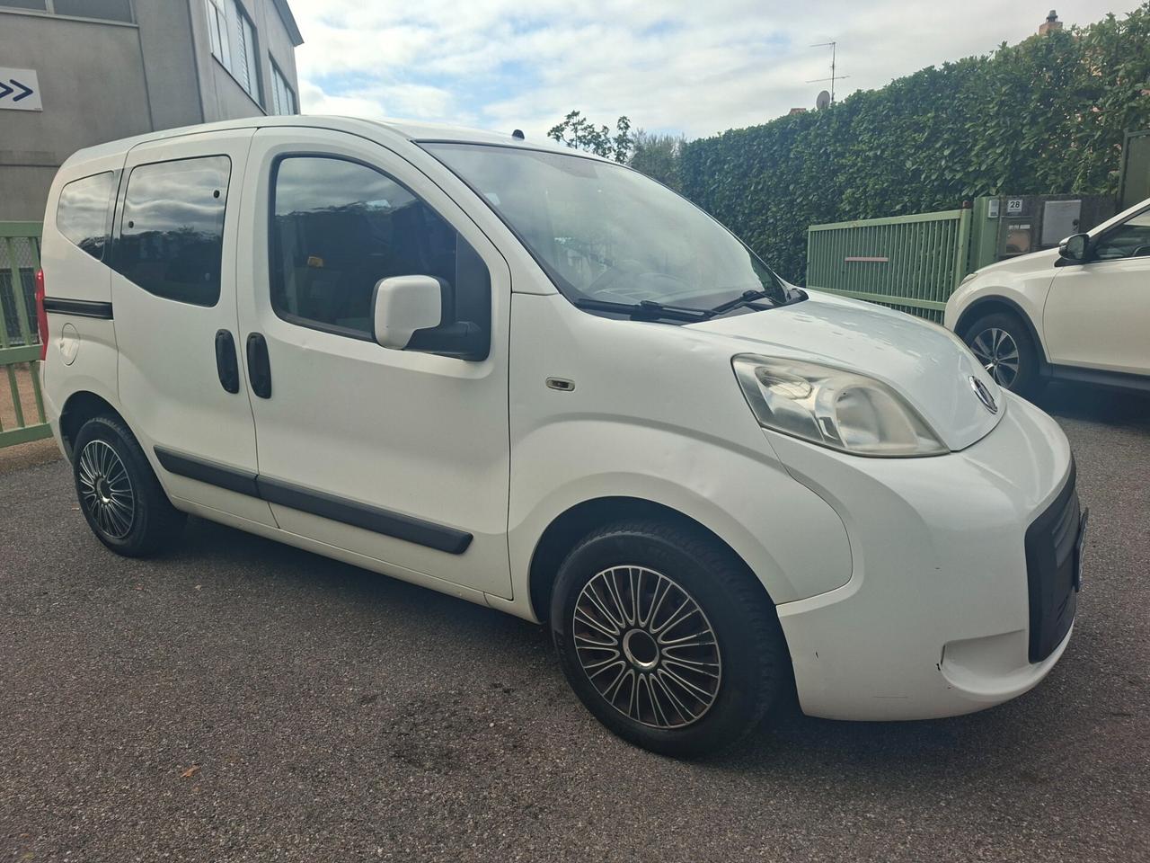 Fiat Qubo 1.3 MJT / EURO 5 / GANCIO TRAINO / DA NEOPATENTATI