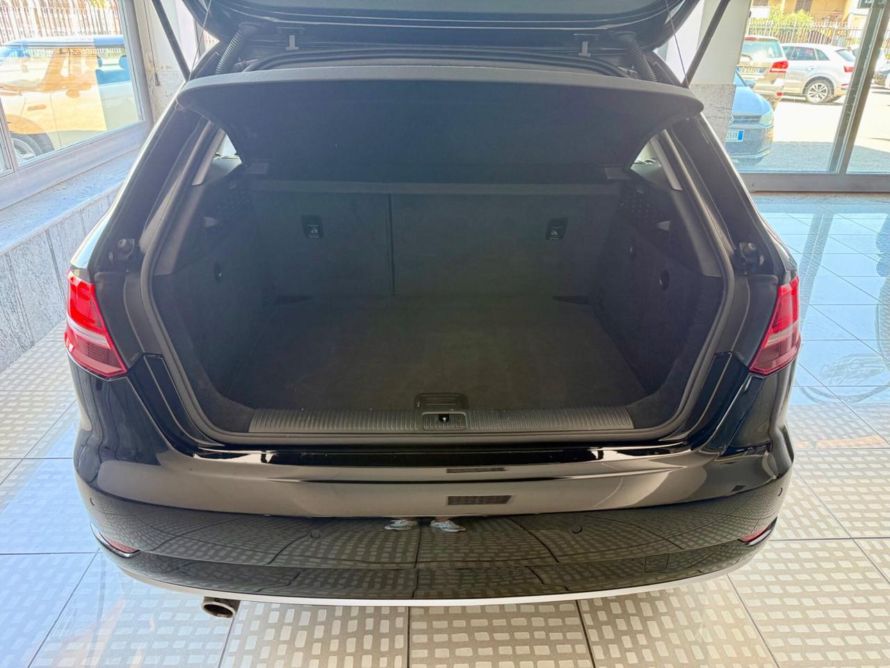 Audi A3 SPB 1.6 TDI S tronic Sport