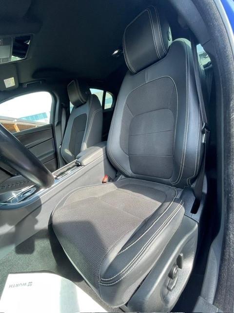 Jaguar XE 2.0 D 240 CV AWD aut. R-Sport