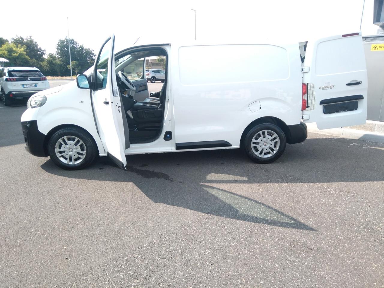 Peugeot Expert BlueHDi 115cv S&S ideale per neopatentati
