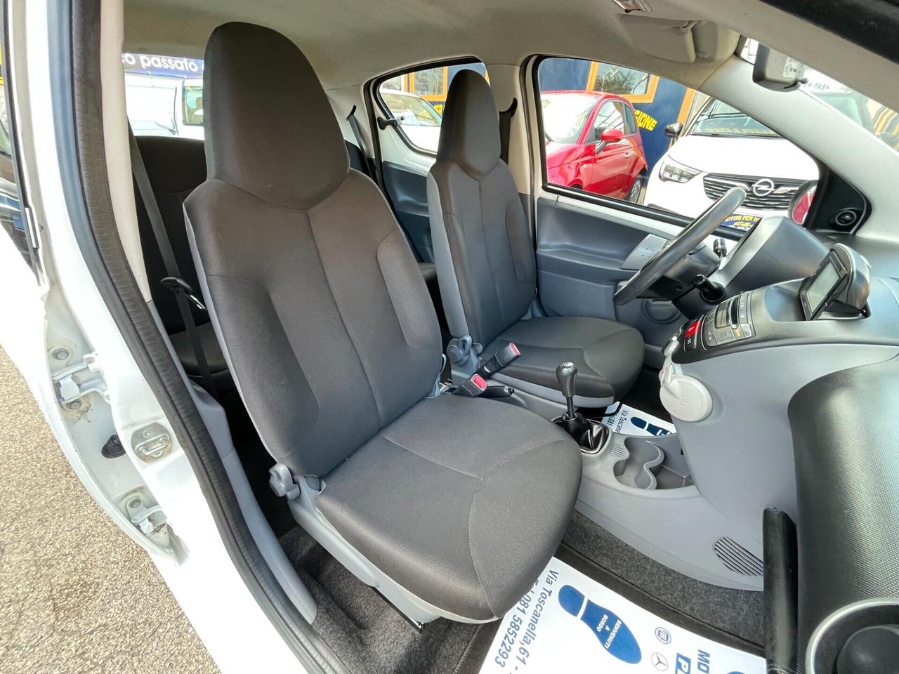 Toyota Aygo 1.0 12V VVT-i 5 porte Now Connect