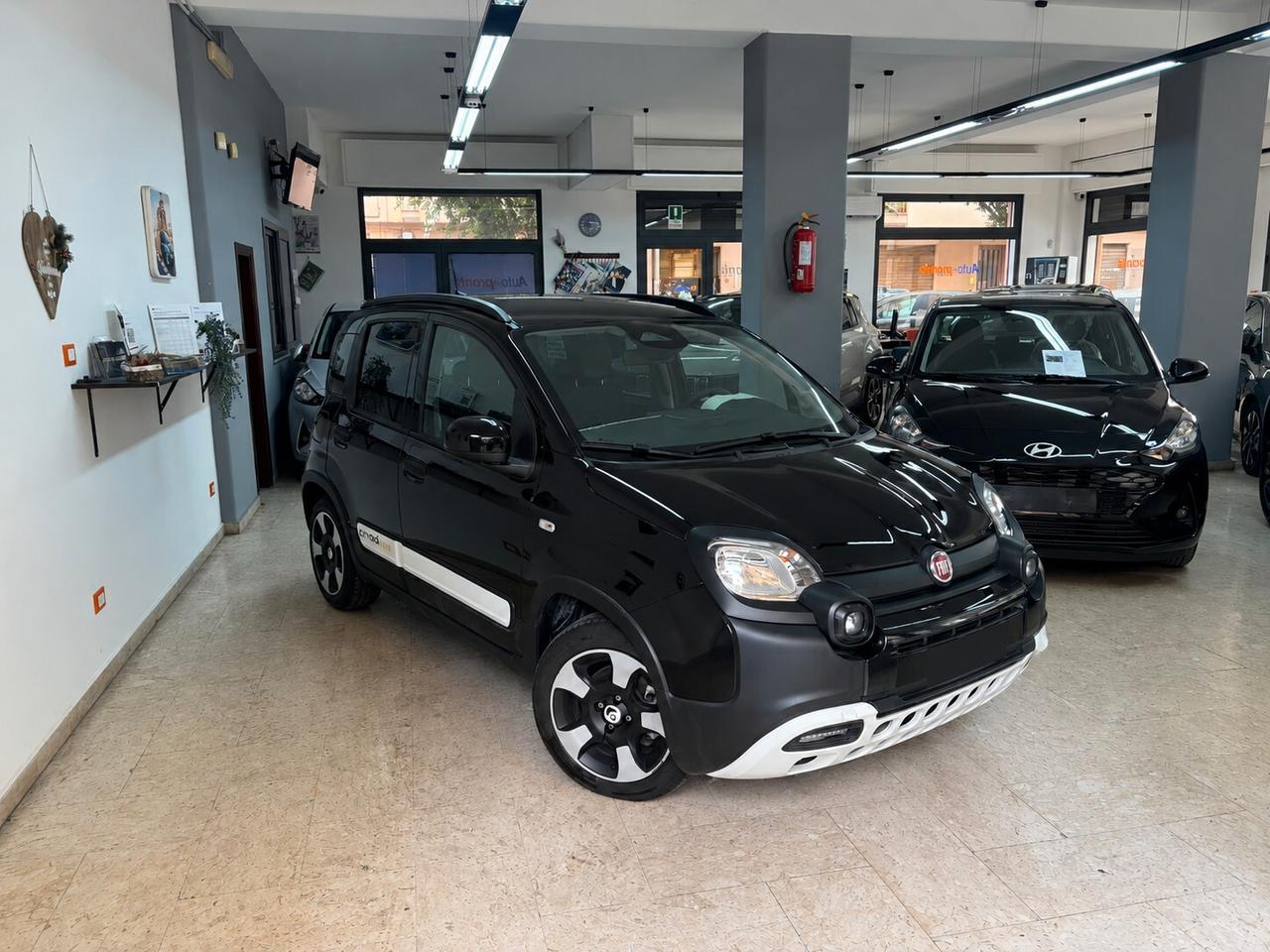 Fiat Pandina 1.0 Hybrid Cross KM0 My26 Diverse Colorazione Pronta consegna
