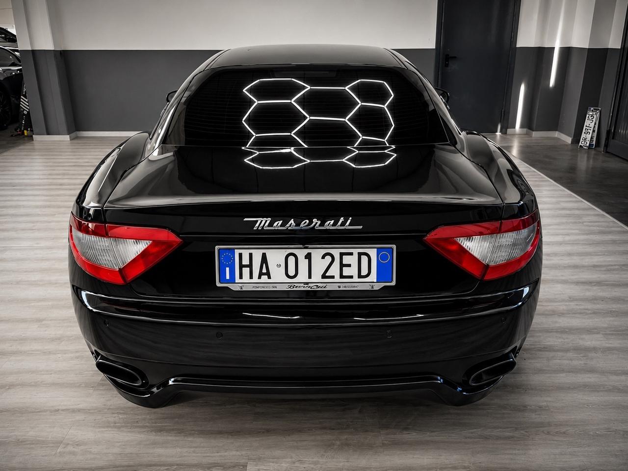 Maserati GranTurismo 4.7 V8 MC Stradale cambio corsa
