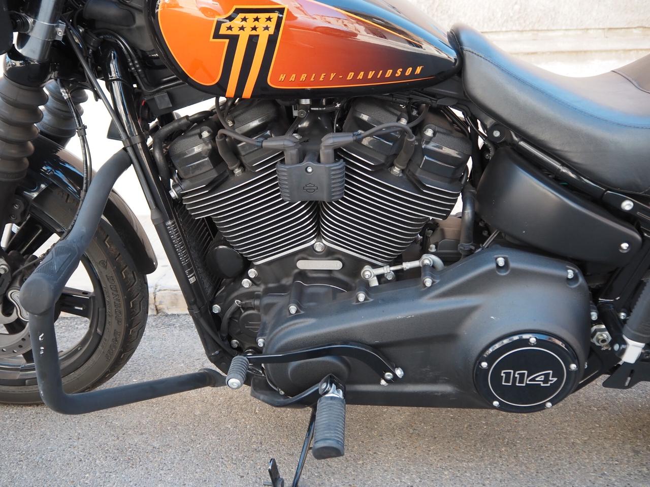 Harley-davidson Softail Street Bob