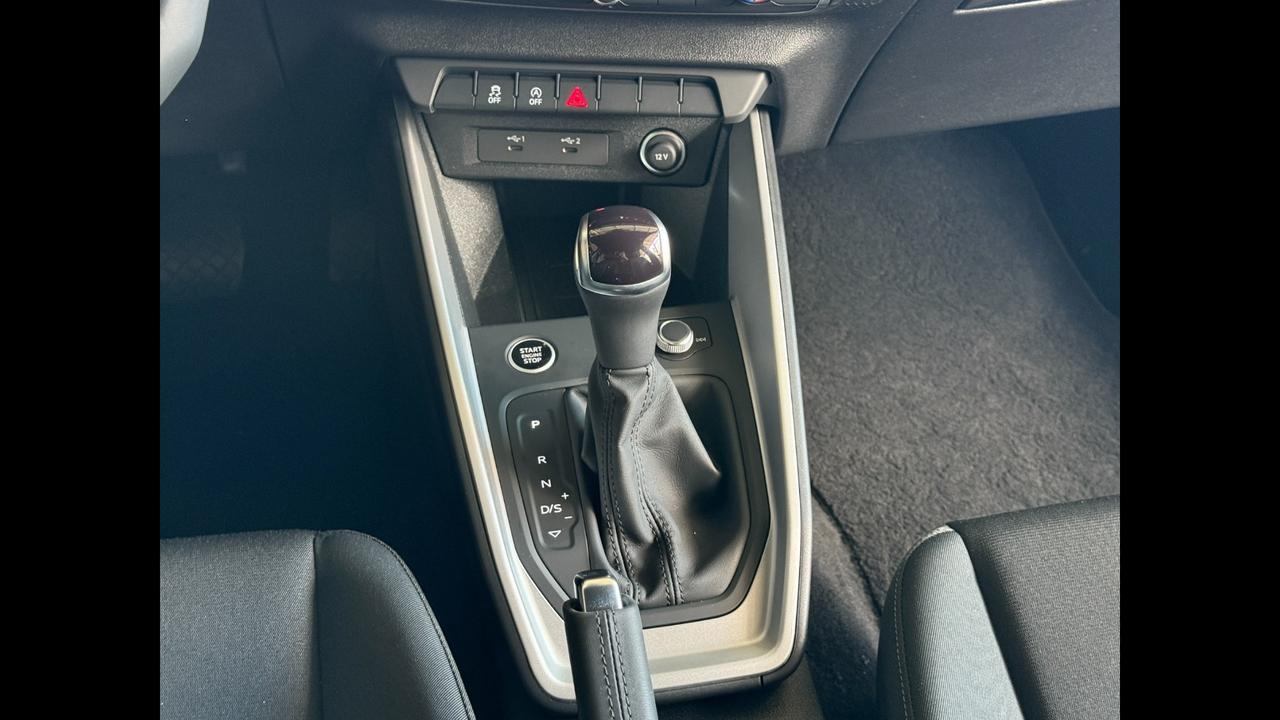 AUDI A1 II 2022 allstreet - A1 allstreet 30 1.0 tfsi Business 110cv s tronic