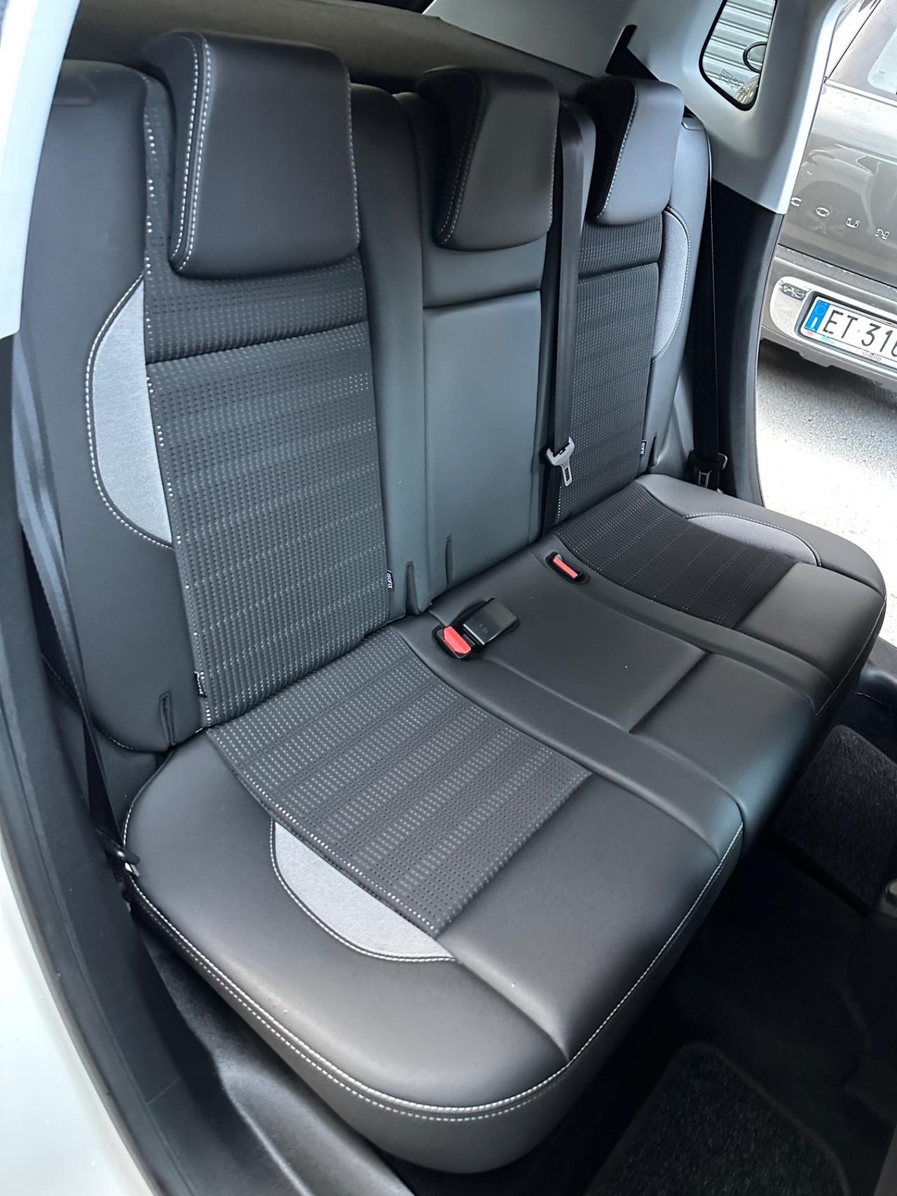 Peugeot 2008 1.5 BlueHDi 100cv S&S Allure
