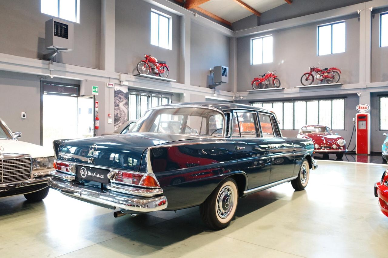 Mercedes-benz 220 220S
