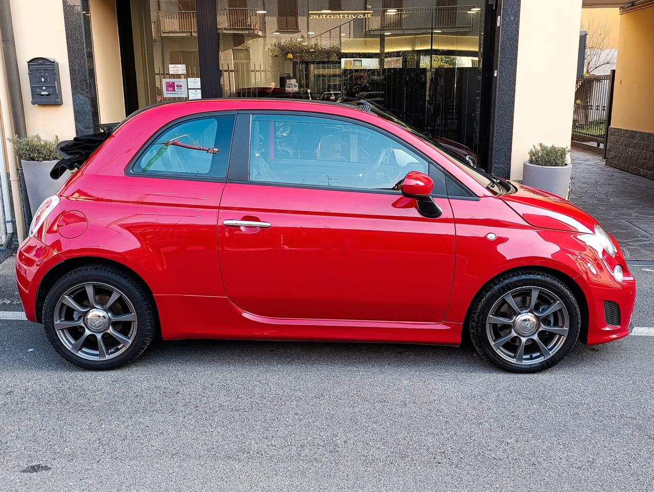 Abarth 500 C 1.4 Turbo T-Jet MTA