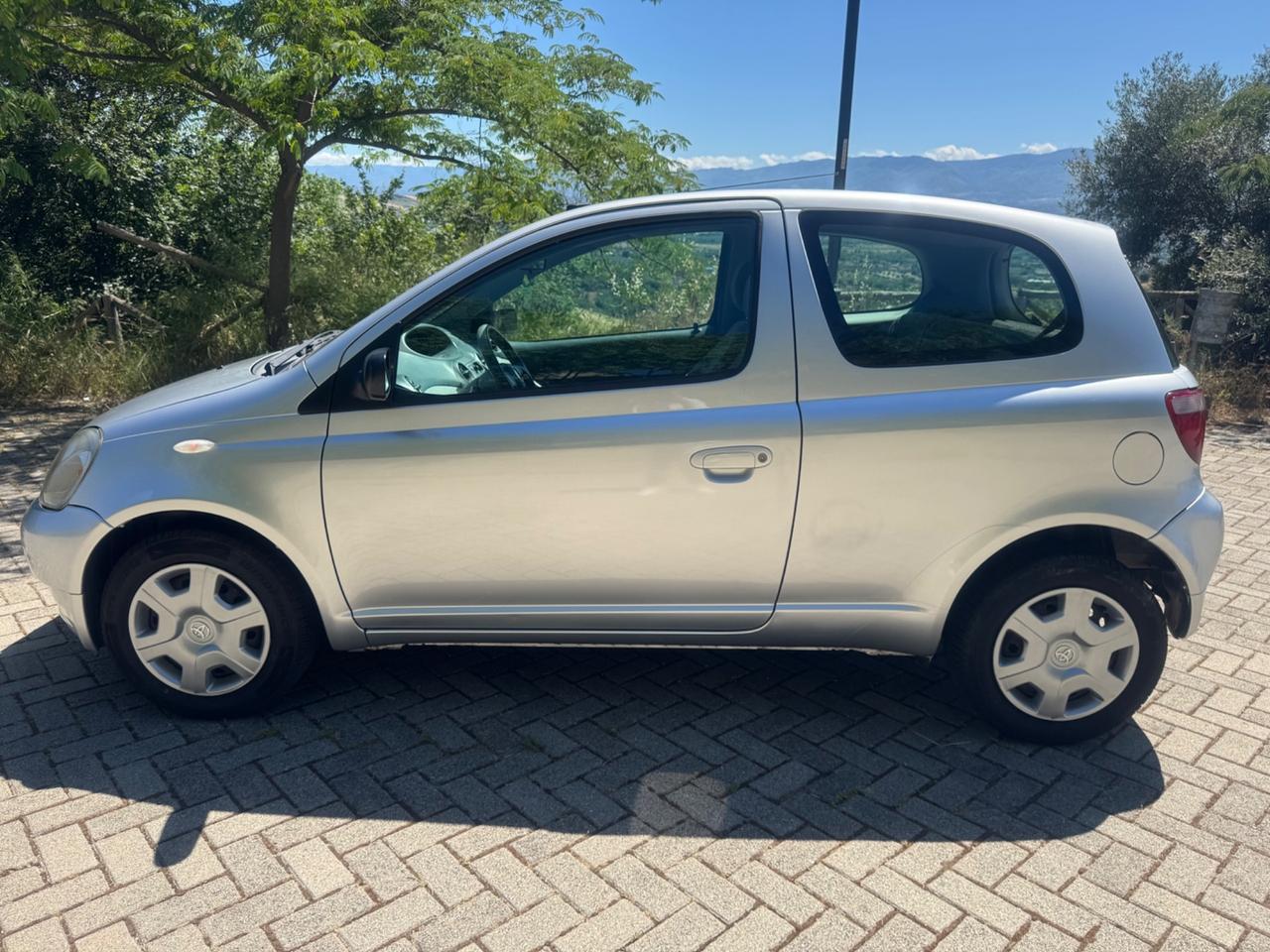 Toyota Yaris 1.0 Benzina 68Cv 2005