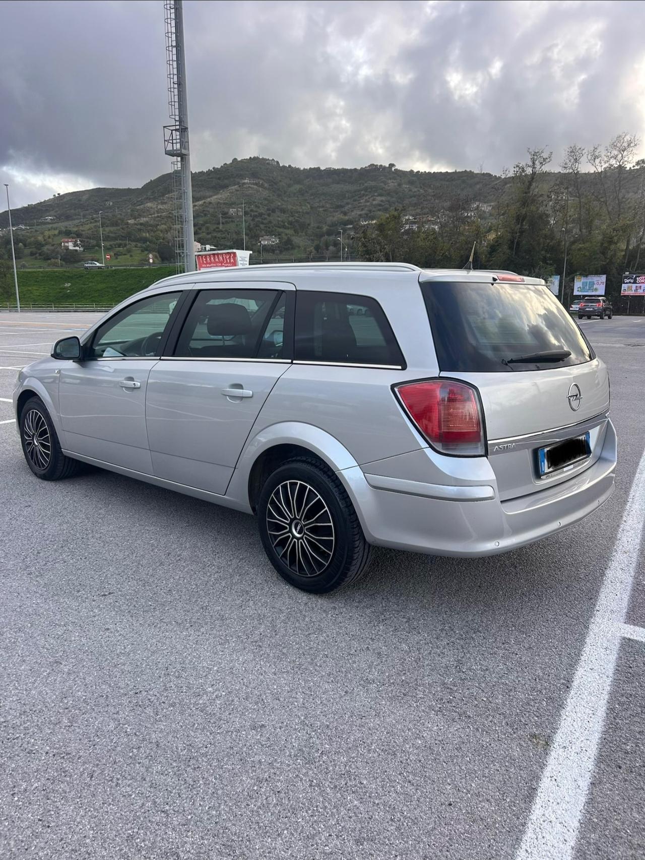 Opel Astra 1.7 CDTI 110CV Station Wagon