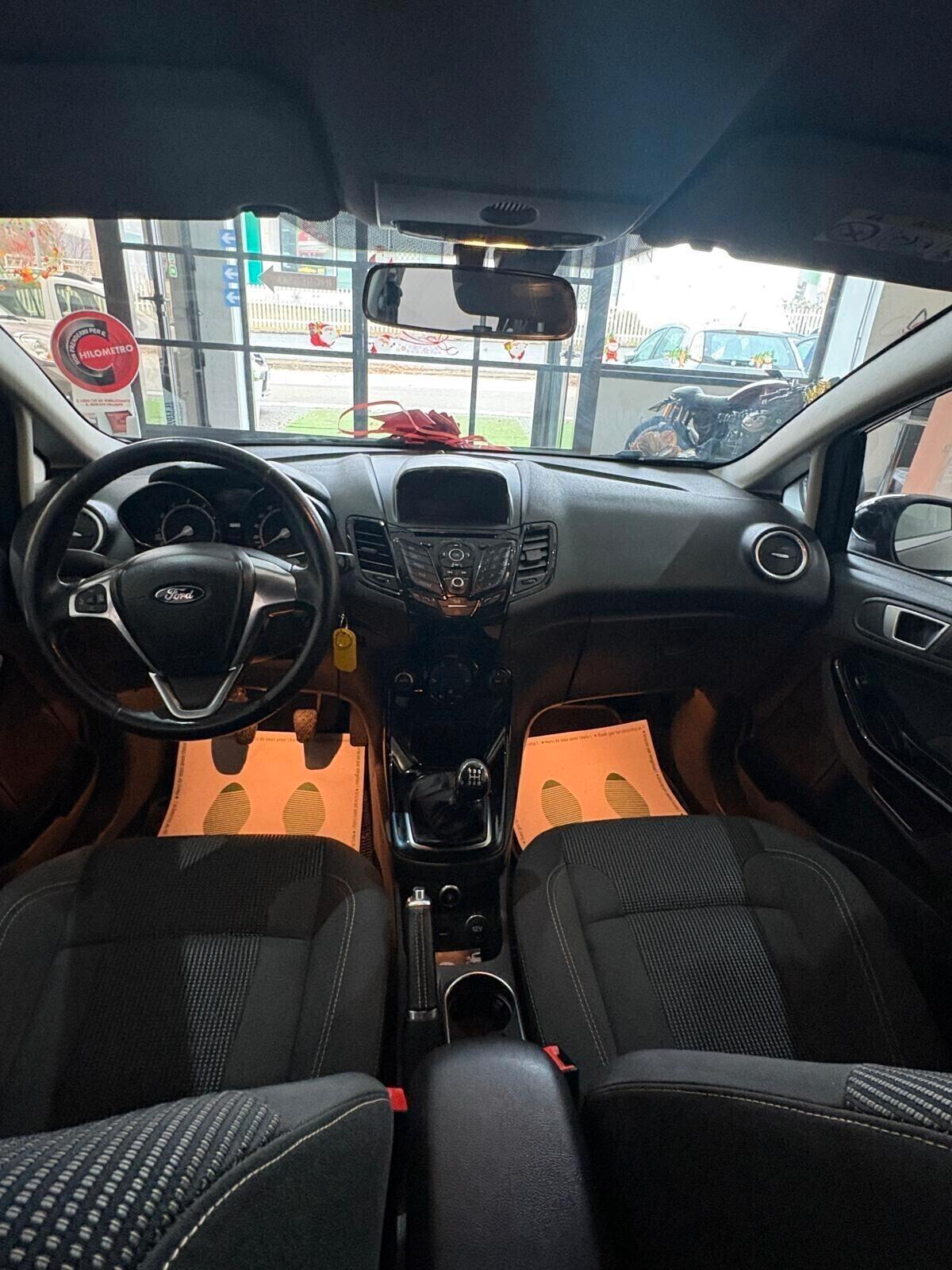 Ford Fiesta 1.4 5 porte Bz.- GPL Black & White Edition